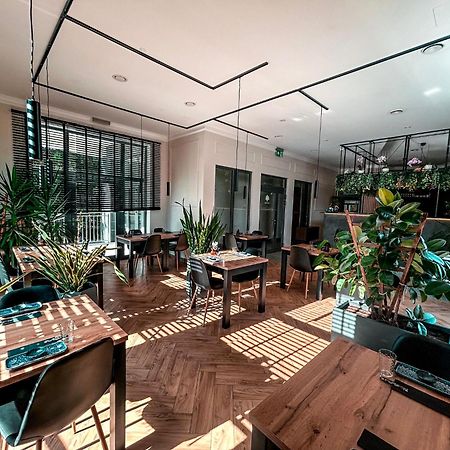 Ivy Healthy Stay 孔斯坦杰那 外观 照片